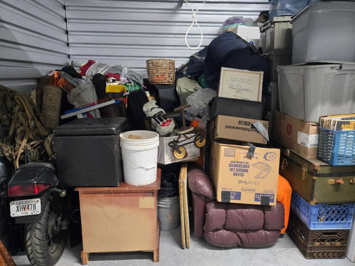 10 x 8 storage unit in Savannah, GA
