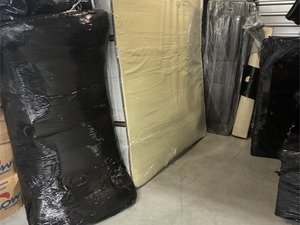 10 x 15 storage unit in Rockville, MD