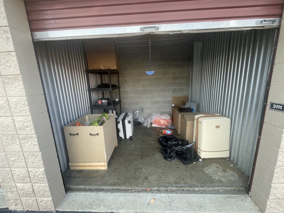 10 x 10 storage unit in Nashville, TN