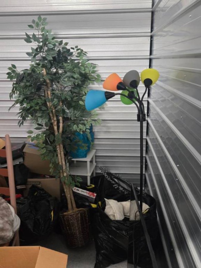 7 x 10 storage unit in Indianapolis, IN