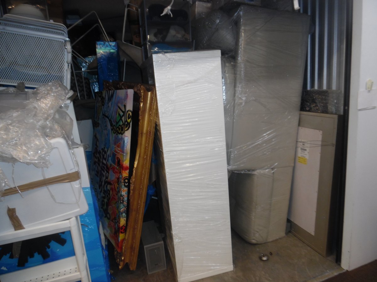 7 x 10 storage unit in Miami, FL