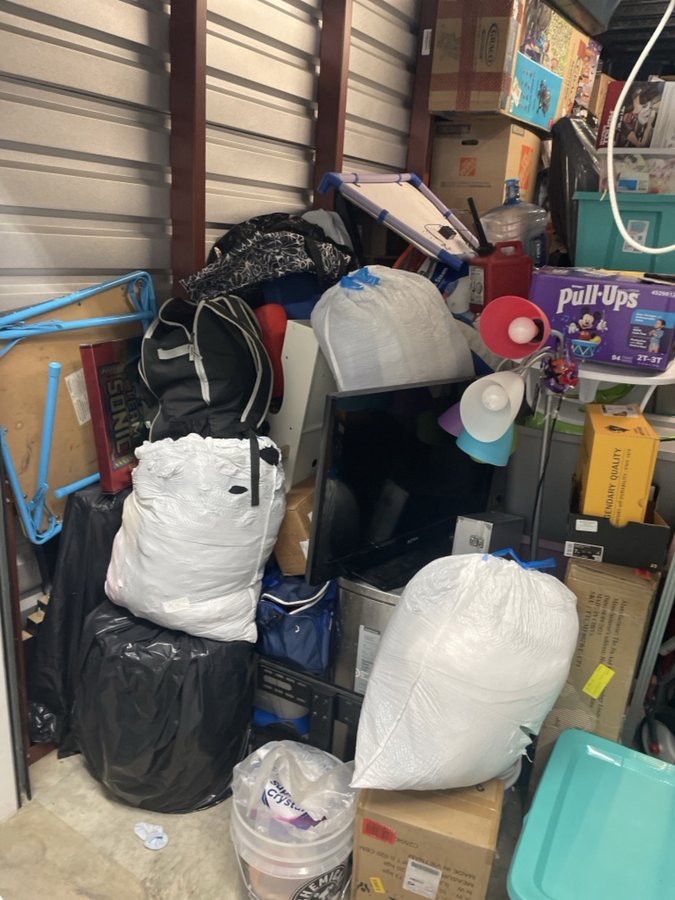 10 x 20 storage unit in Burlington, NJ
