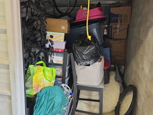 7 x 10 storage unit in Maple Shade, NJ