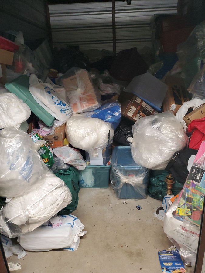 10 x 15 storage unit in Trenton, NJ