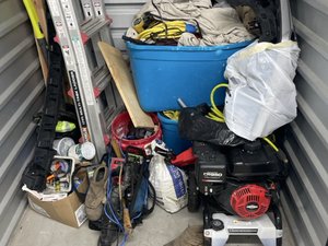 5 x 5 storage unit in Burlington, NJ