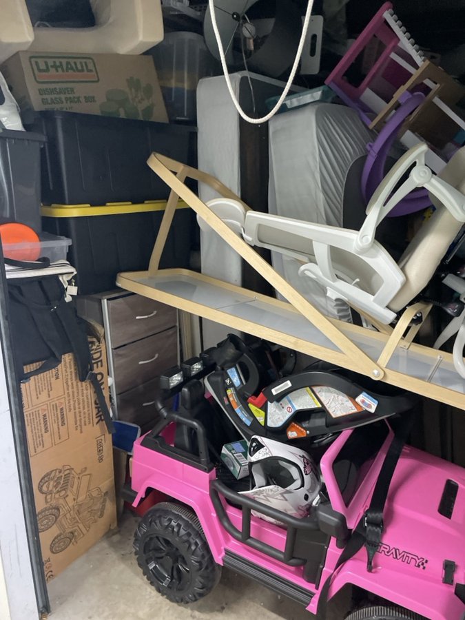 10 x 20 storage unit in Burlington, NJ