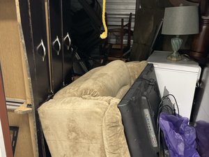10 x 10 storage unit in Trenton, NJ