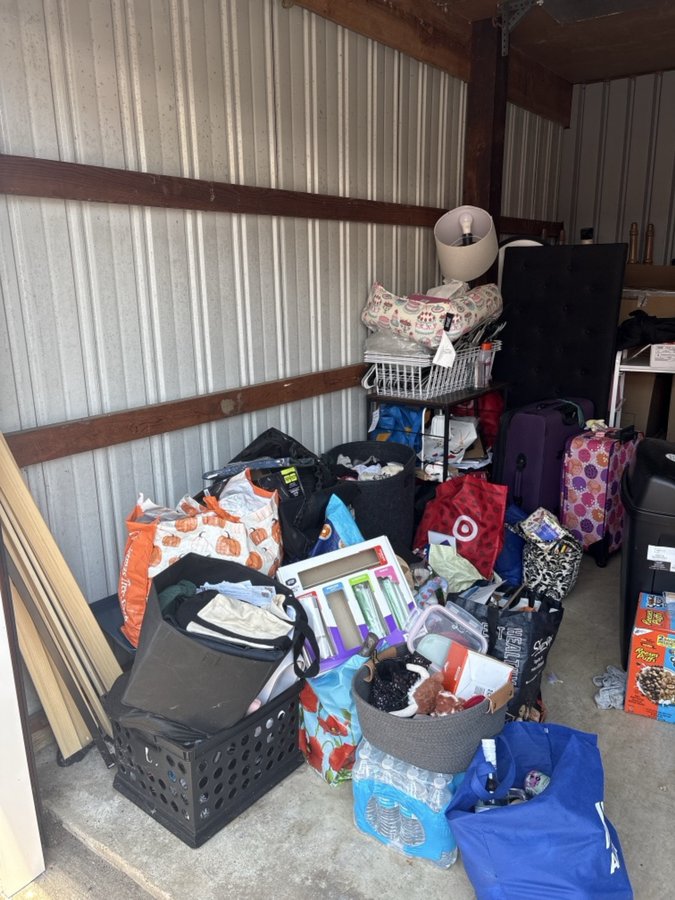 10 x 15 storage unit in Mount Holly, NJ