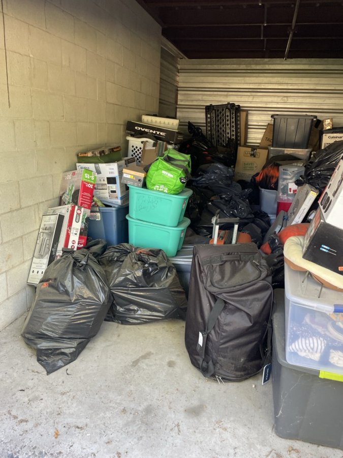 10 x 20 storage unit in Trenton, NJ