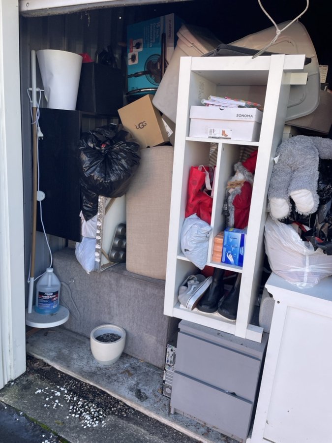 10 x 10 storage unit in Mount Holly, NJ