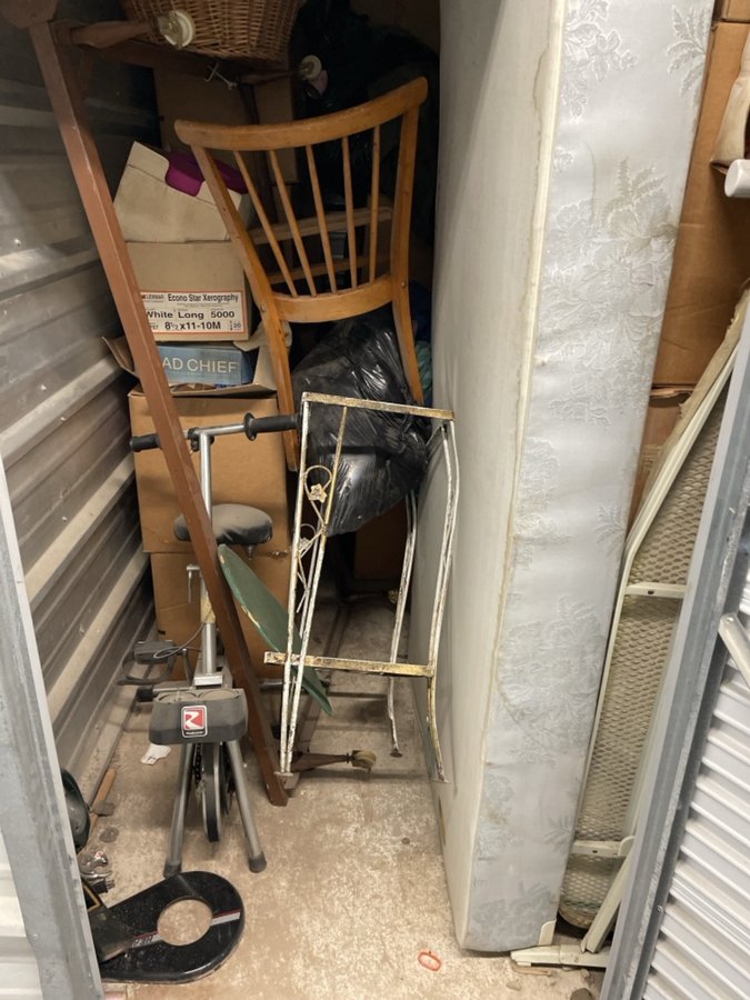 5 x 10 storage unit in Trenton, NJ