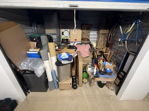 7 x 10 storage unit in Alexandria, VA
