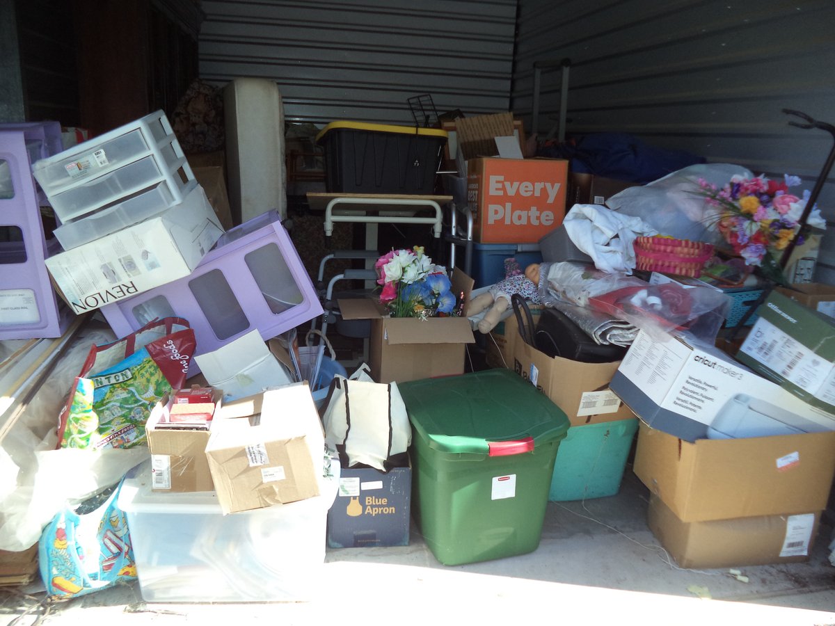 10 x 15 storage unit in Oroville, CA