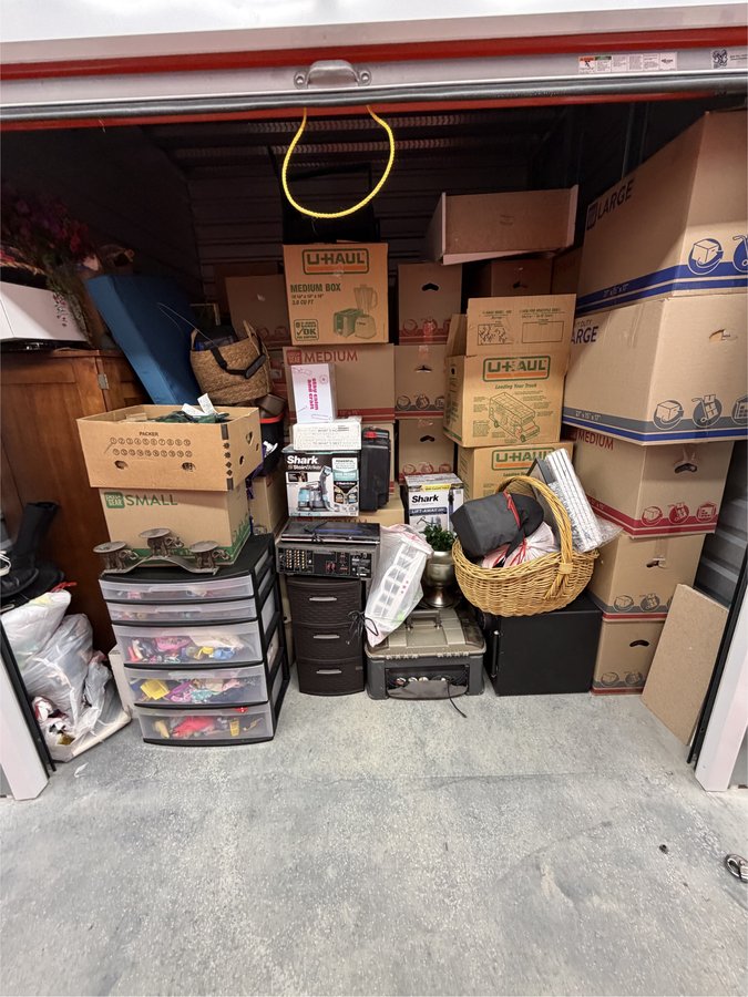 10 x 10 storage unit in Meridian, ID
