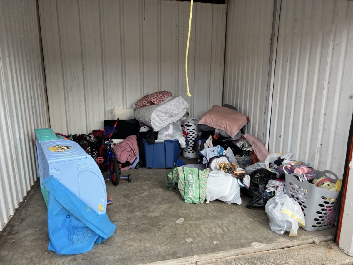 10 x 10 storage unit in Milwaukee, WI