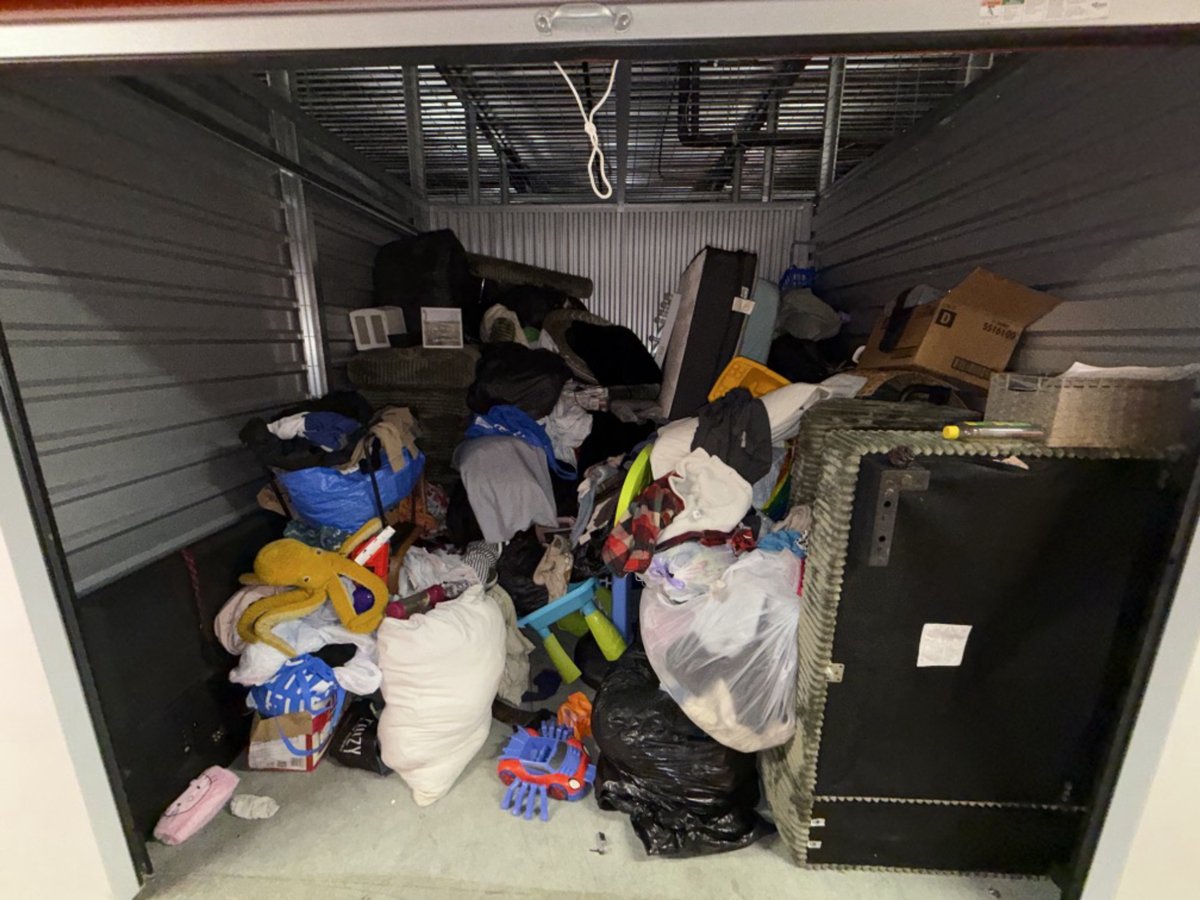 10 x 10 storage unit in North Hollywood, CA