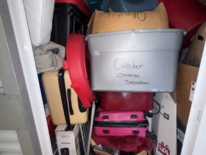 5 x 10 storage unit in Houston, TX