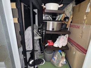 5 x 10 storage unit in Houston, TX