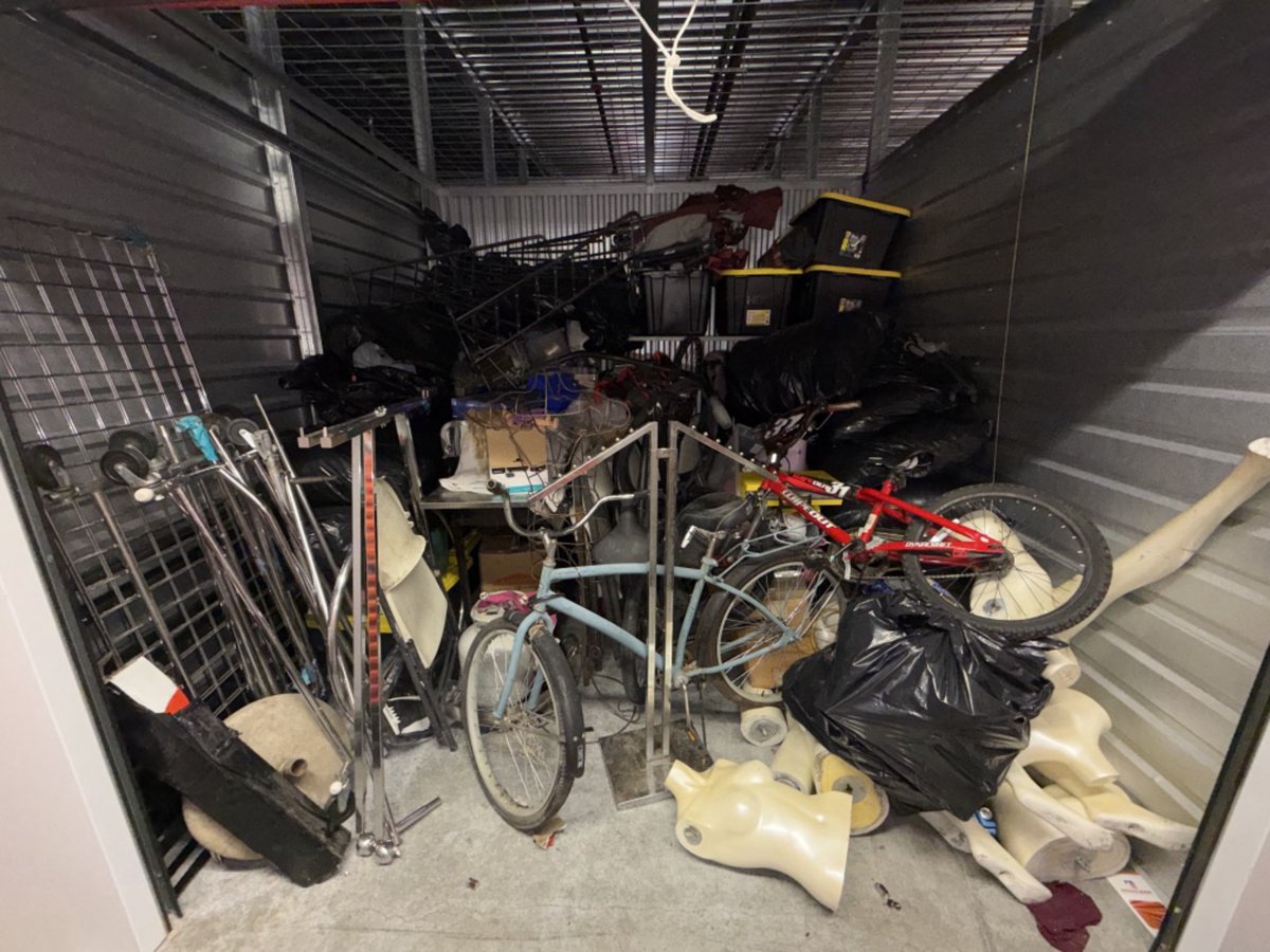 10 x 10 storage unit in North Hollywood, CA