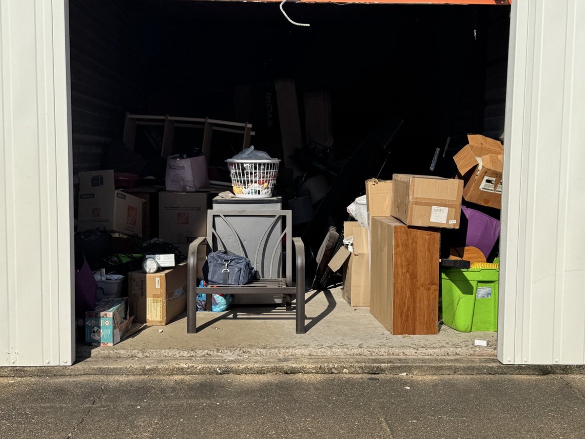10 x 25 storage unit in Houston, TX