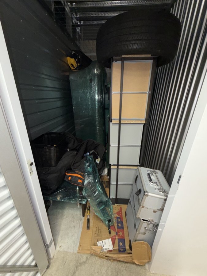 5 x 10 storage unit in North Hollywood, CA