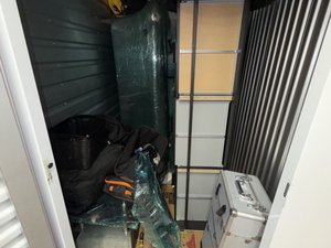 5 x 10 storage unit in North Hollywood, CA