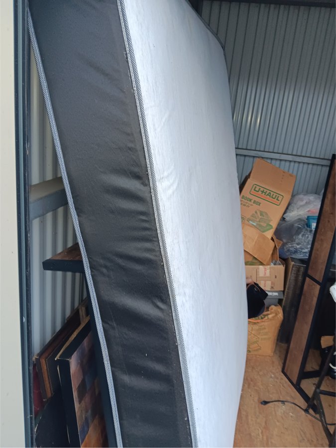 10 x 10 storage unit in Memphis, TN