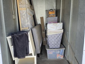 5 x 10 storage unit in Palm Springs, CA
