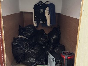 5 x 9 unit in Seattle