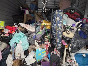 10 x 10 storage unit in Tacoma, WA