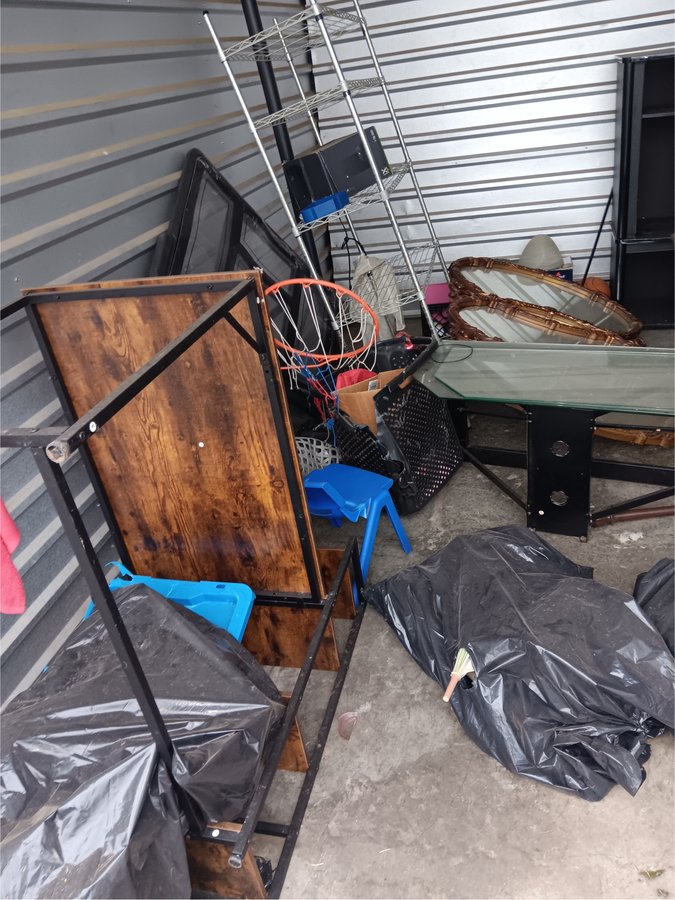 10 x 15 storage unit in Memphis, TN