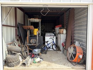 10 x 30 storage unit in Kyle, TX
