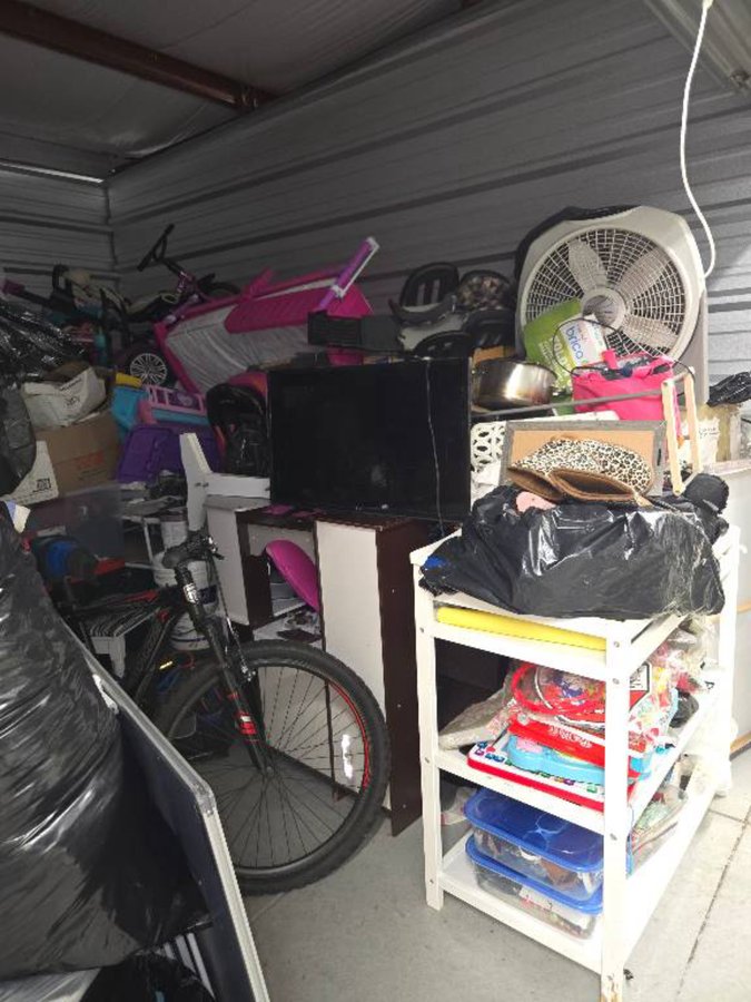 10 x 15 storage unit in Fayetteville, GA