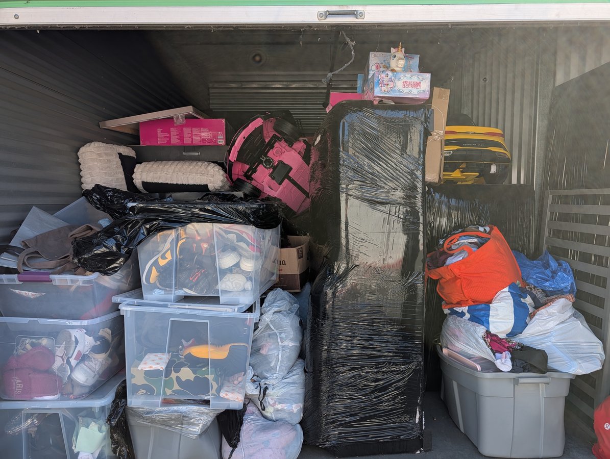 10 x 15 storage unit in Livermore, CA