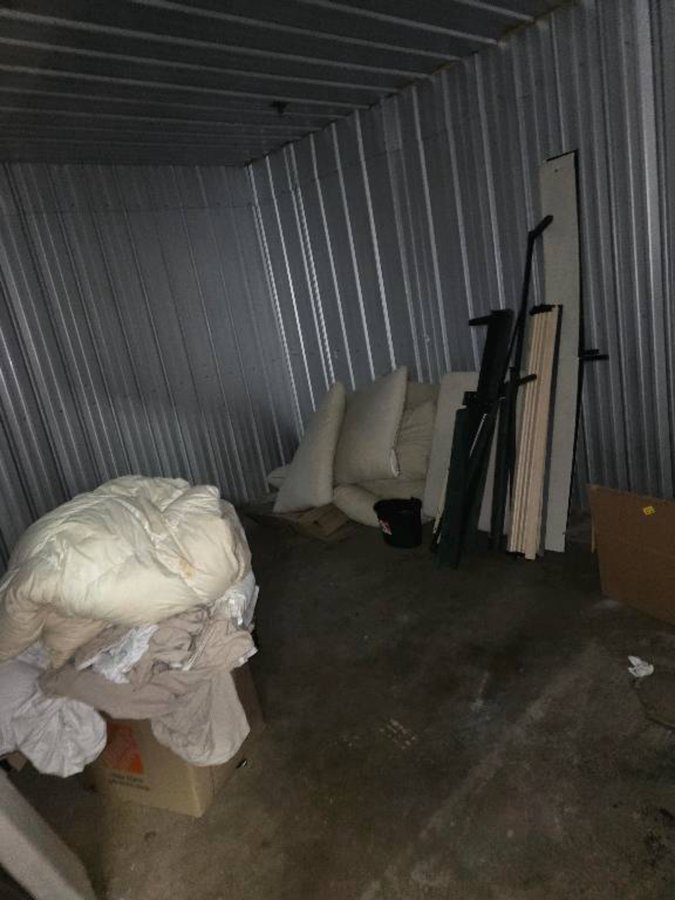 13 x 14 storage unit in Chicago, IL