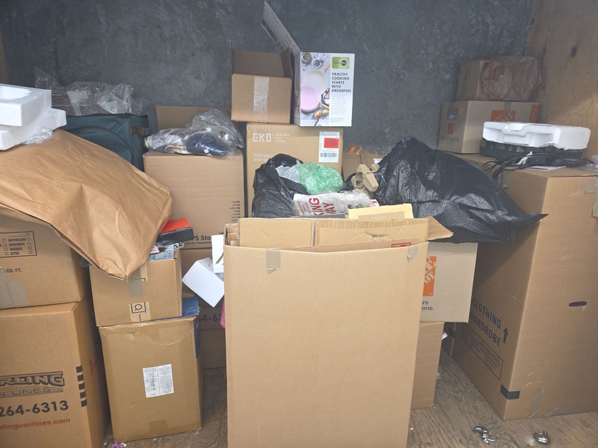 5 x 10 storage unit in East Palo Alto, CA