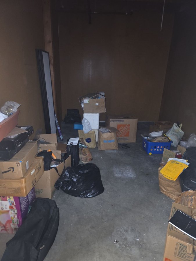 10 x 15 storage unit in Foster City, CA
