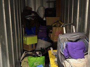 5 x 10 storage unit in Sacramento, CA