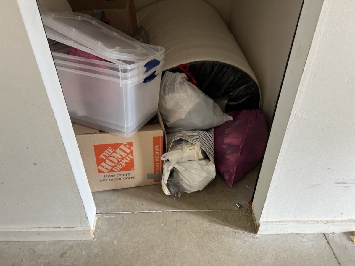 5 x 8 storage unit in Milwaukee, WI