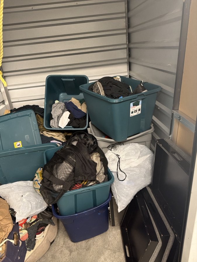 5 x 5 storage unit in Sacramento, CA