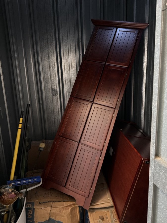 5 x 5 storage unit in Sacramento, CA