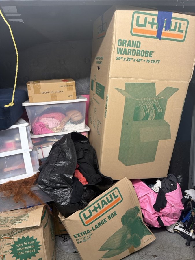 10 x 5 storage unit in Sacramento, CA
