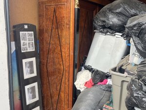 10 x 10 storage unit in Sacramento, CA