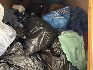 5 x 10 storage unit in Sacramento, CA