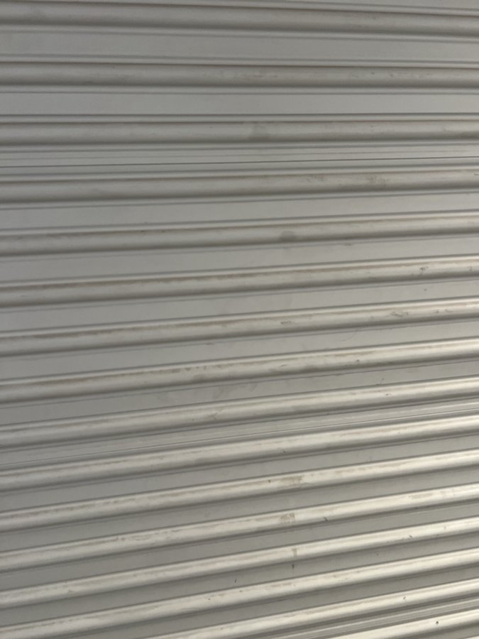 10 x 10 storage unit in North Highlands, CA