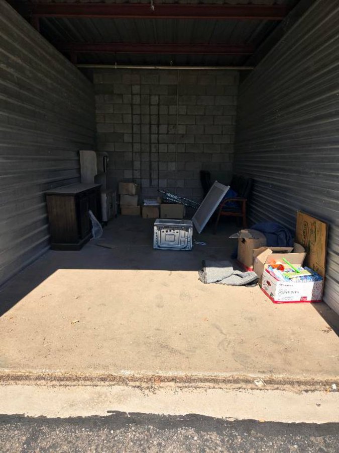 10 x 20 storage unit in Chandler, AZ
