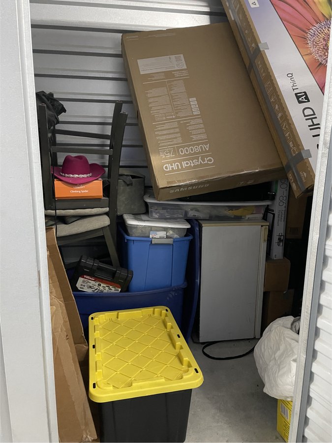5 x 10 storage unit in Tacoma, WA