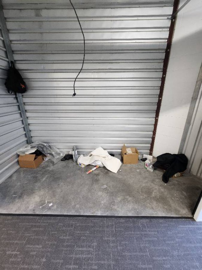 10 x 5 storage unit in Phoenix, AZ