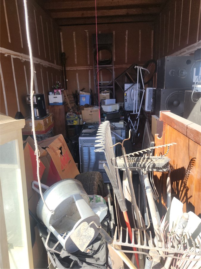 10 x 20 storage unit in Visalia, CA