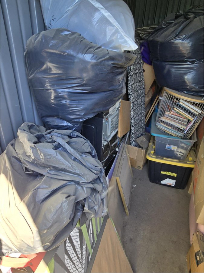 5 x 10 storage unit in Phoenix, AZ